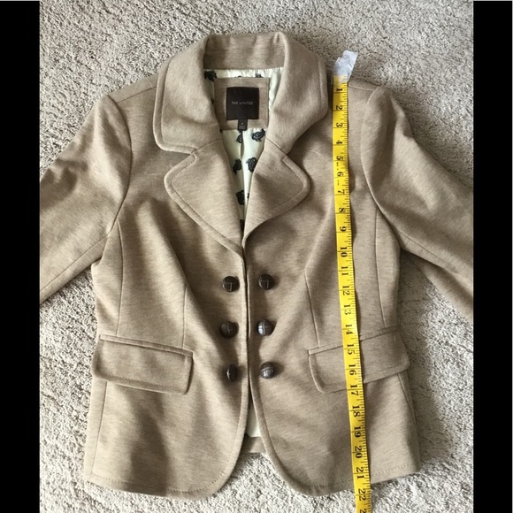 The Limited Light Tan Blazer EUC - Picture 6 of 10